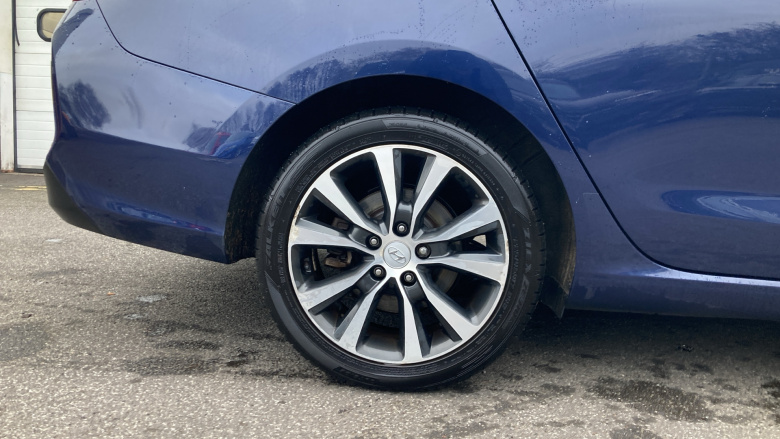 Hyundai i30 1.4T GDI Premium 5dr DCT Petrol Estate